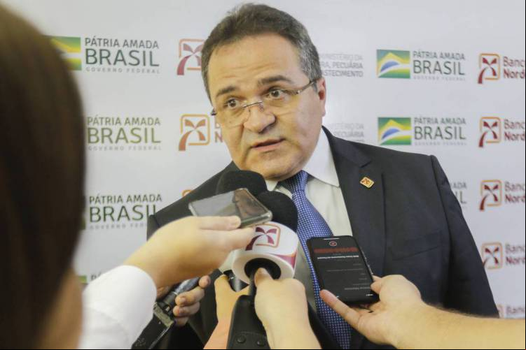 Romildo Rolim é o presidente do BNB (Foto: Sandro Valentim/O POVO)
