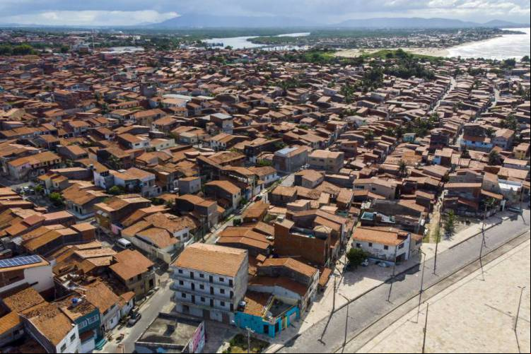 Fortaleza, Ceará Brasil 25.03.2020 Imagem aérea do Bairro Pirambu e Vila do Mar durante a quarentena provocada pelo pandemia do corona vírus (Fco Fontenele/O POVO)