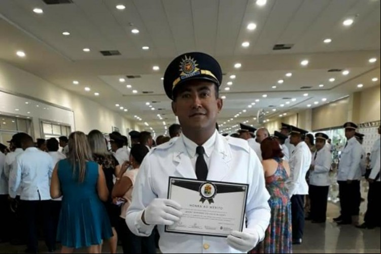 Sargento Adriano