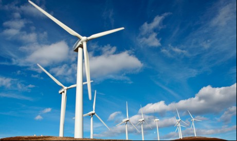 Até 2025, os projetos eólicos em execução no mundo devem adicionar mais 470 GW ao setor elétrico 