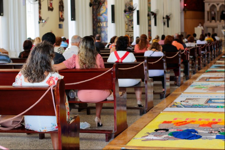 Veja onde será feriado no dia 30 de maio, dia de Corpus Christi