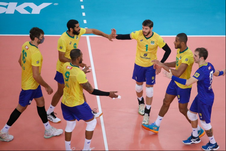 Dia 6 de Olimpíadas de Tóquio tem jogo do Brasil com a seleção masculina de vôlei: confira programação com chances de medalha para o País com horário e onde assistir ao vivo