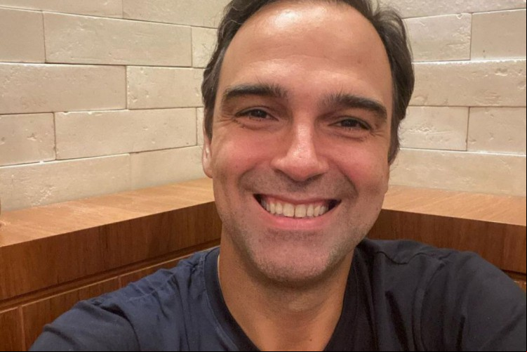 Tadeu Schmidt deve deixar o Fantástico para assumir o Big Brother Brasil próximo ano, diz colunista