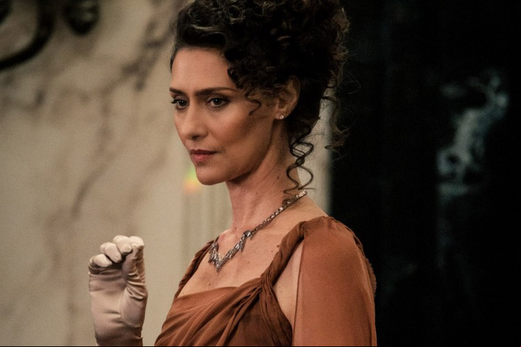 Maria Fernanda Cândido interpreta a personagem Vicência Santos na nova produção da franquia