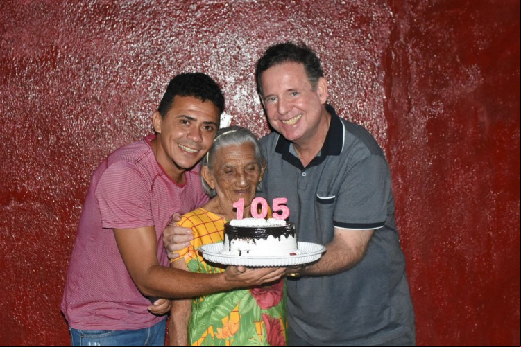 Moradora do distrito de Raimundo Martins, Quitéria Duarte de Negreiros completou 105 anos de idade no dia 13 de junho
