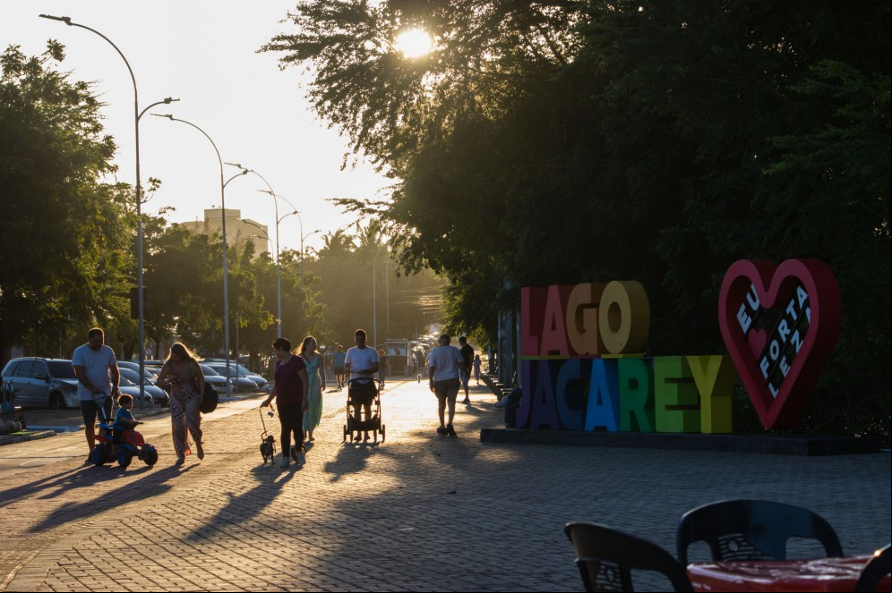 Lago Jacarey, na Cidade dos Funcionários. (Foto: Fernanda Barros/O POVO)