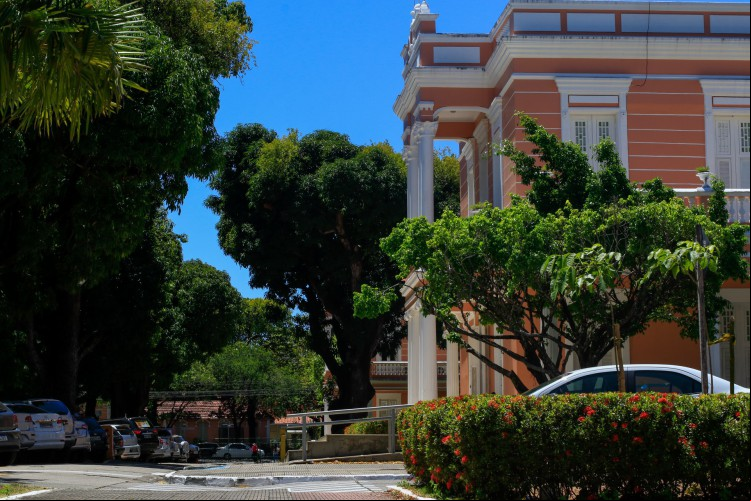 Universidade subiu 10 posições no ranking desde o ano ado