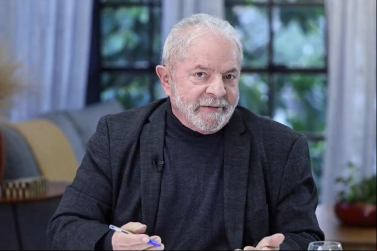Lula lidera pesquisa Ipec