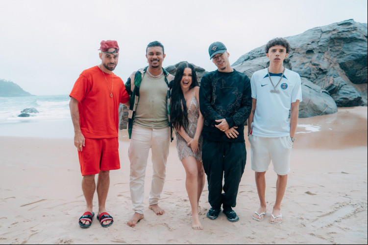 Na foto (da esquerda para direita): Papatinho, Xamã, Juliette, L7nnon e o cearense Welisson. Exemplo de lançamento do rap no mainstream