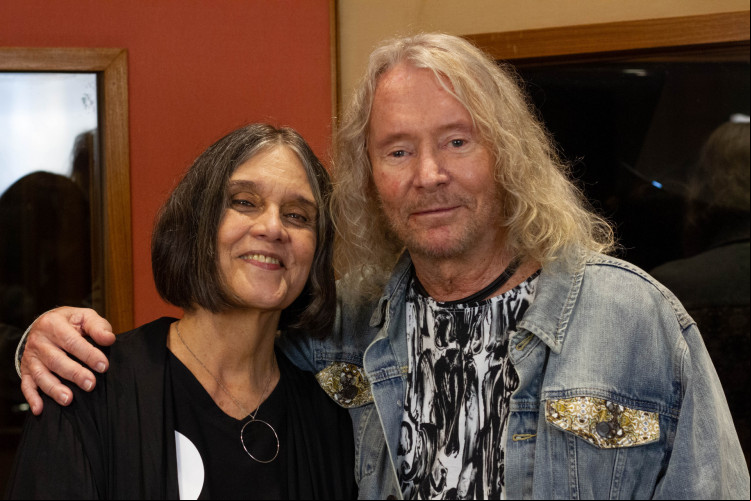 Marcos Valle e Joyce Moreno homenagearam Gal Costa com a faixa