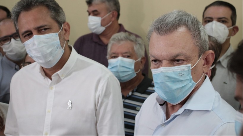 Elmano e Sarto vinham se aproximado em pautas coletivas, mas vem trocando farpas publicamente 
