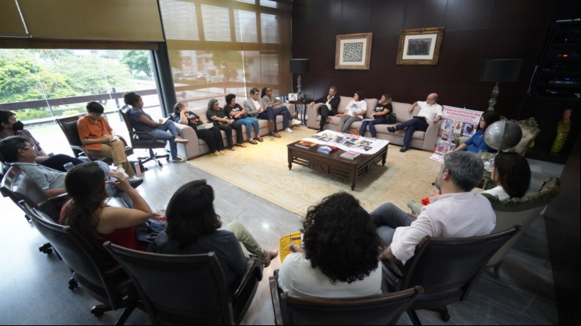 Elmano de Freitas se reuniu com familiares das vítimas da Chacina da Grande Messejana