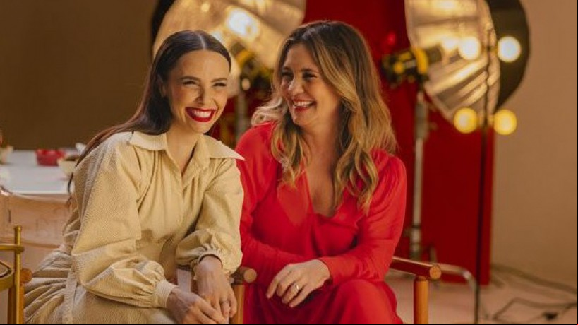 Débora Falabella e Adriana Esteves se reencontram em comercial de TV