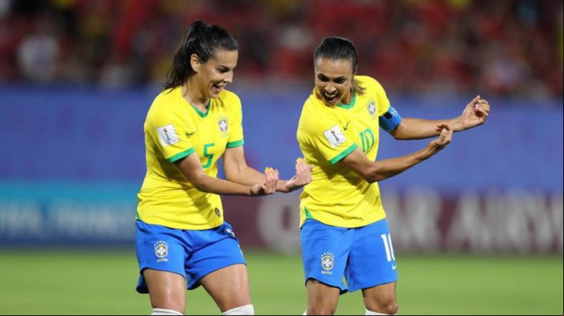 Marta, entre homens e mulheres, segue sendo a rainha do futebol com 17 gols marcados ao longo das edições da Copa do Mundo Feminina; confira abaixo outros nomes que fizeram história