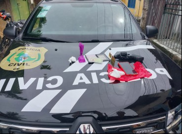 Material apreendido na ação da Polícia Civil emTrairi 