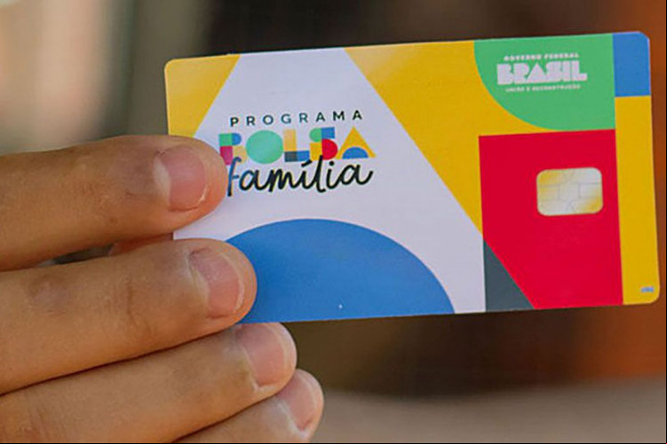 o Governo Federal ou a garantir o ree de, no mínimo, R$ 600 por família inscrita