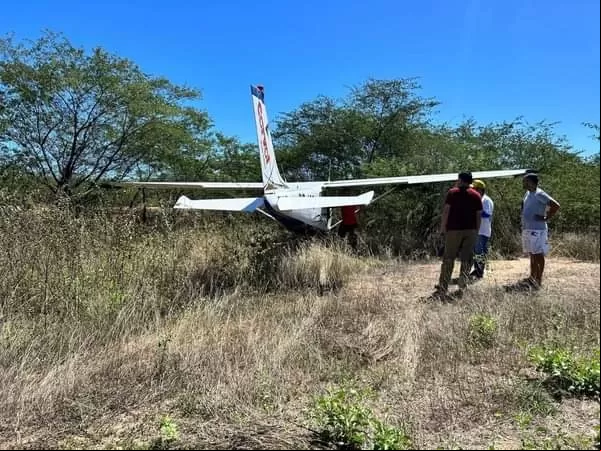 Aeronave pousou em propriedade rural às margens da CE 138 