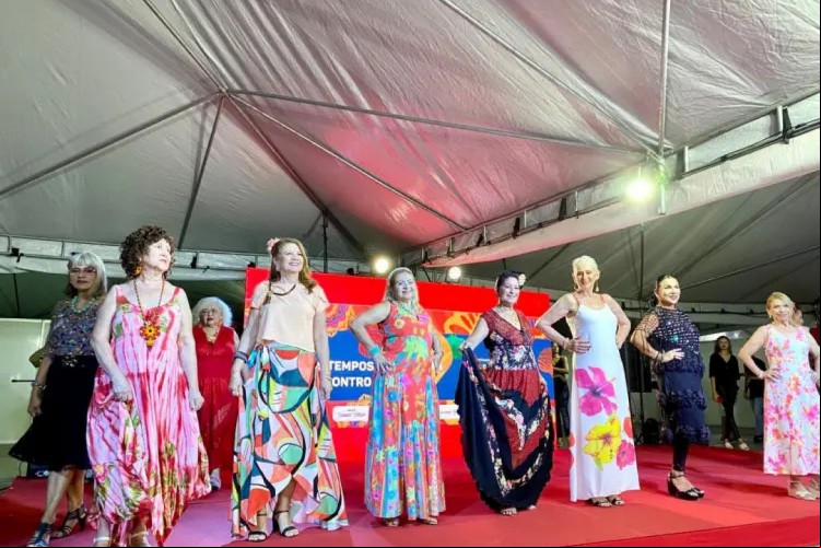Desfile de moda na Feira Fama Desfile de moda na Feira Fama