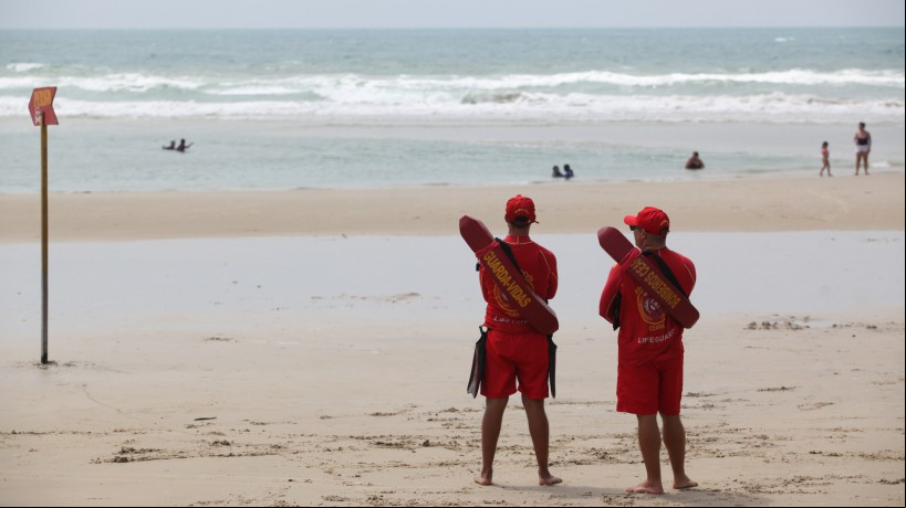 Foto de apoio ilustrativo. Fortaleza tem 18 praias próprias para banho neste fim de semana. Praia do Futuro tem destaque com sete pontos próprios