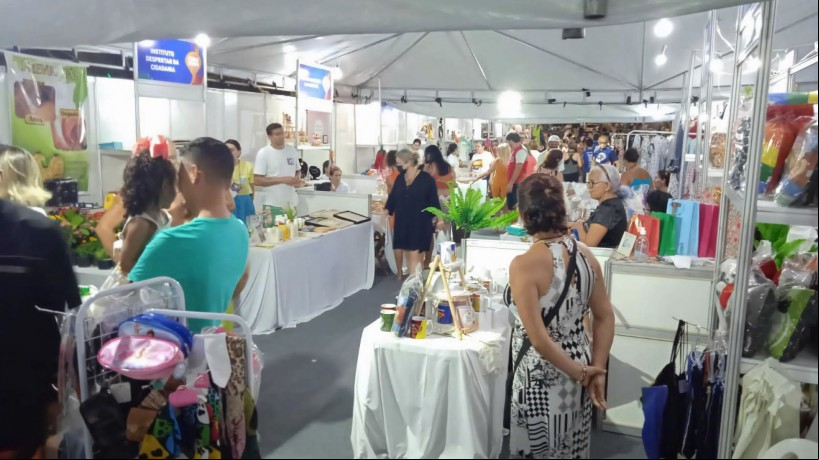 Produtos em exposição na Feira Fama, em Fortaleza