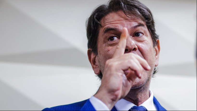 ￼SENADOR Cid Gomes: trajetória conturbada