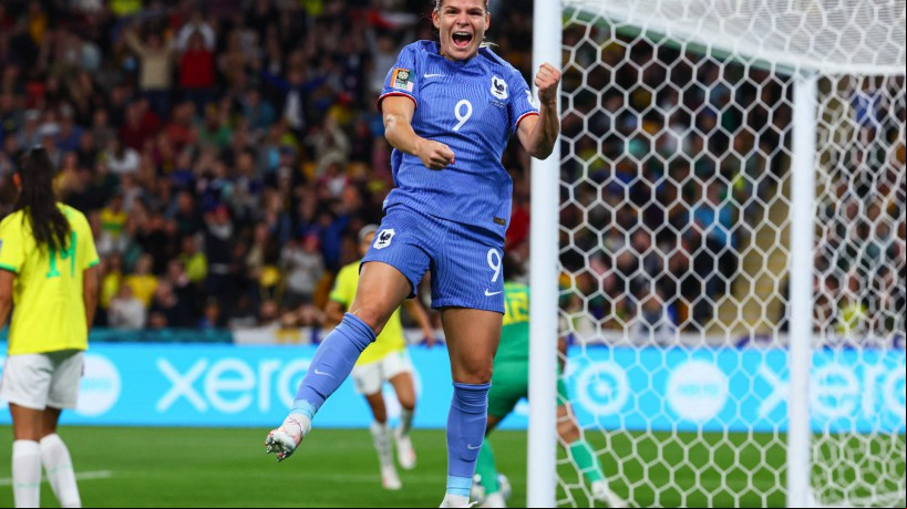 Le Sommer marcou um dos gols da França diante do Brasil na segunda rodada do Grupo F da Copa do Mundo Feminina
