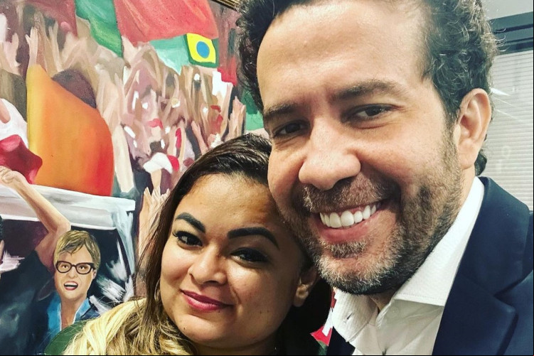 Luciane Barbosa Farias conhecida como