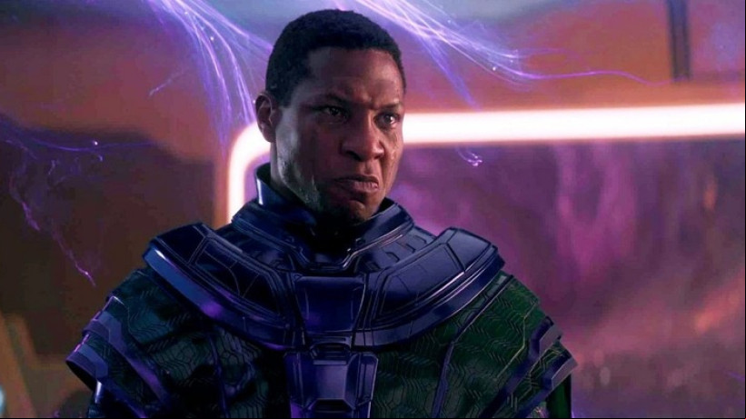 O ator Jonathan Majors (intérprete de Kang, o Conquistador na série "Loki") foi condenado por agredir e assediar a ex-namorada