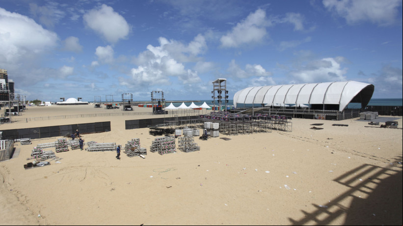FORTALEZA, CEARÁ, BRASIL, 26.12.2023: Estrutura montada para os três dias de shows.