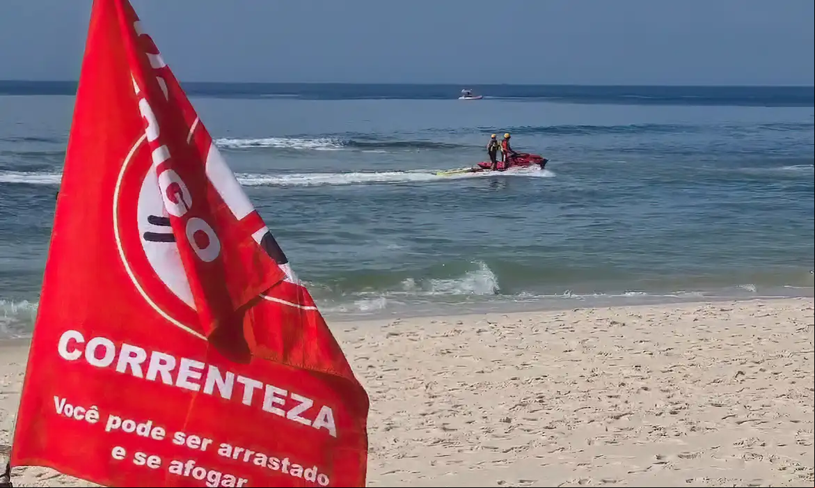 Imagem de apoio ilustrativo. Adolescente foi arrastado por correnteza na praia da Barra do Ceará, em Fortaleza