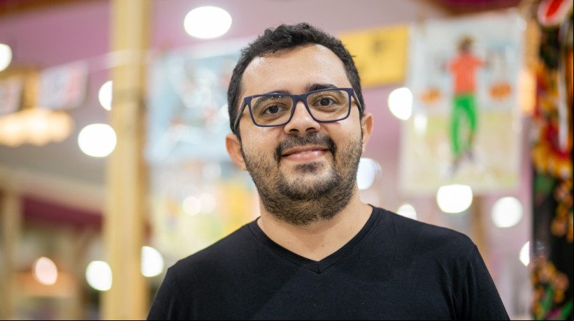 Escritor Mailson Furtado foi vencedor do Prêmio Jabuti em 2018