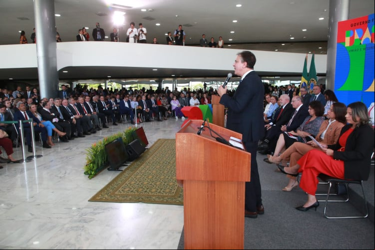 O anúncio foi feito na manhã desta quinta-feira, 7, no Palácio do Planalto