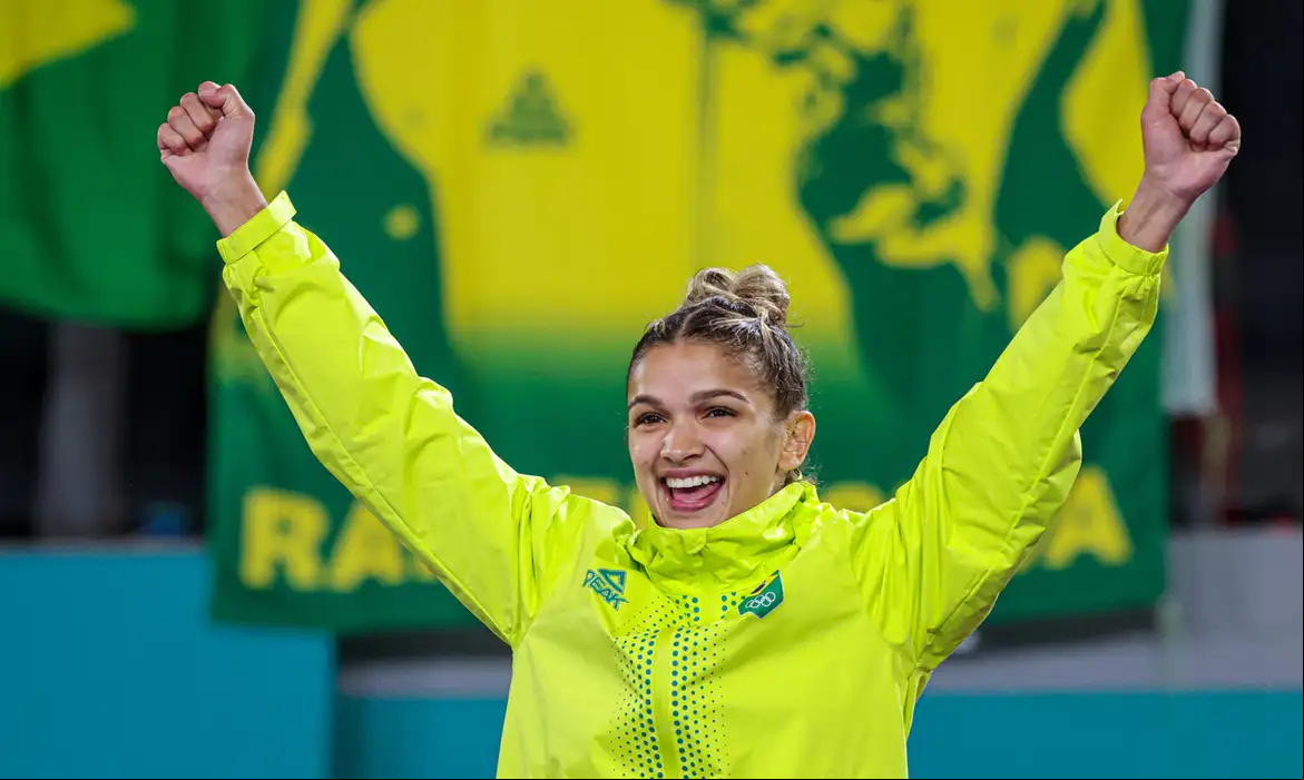 Olímpiadas 2024: conheça a judoca Larissa Pimenta, medalhista em Paris