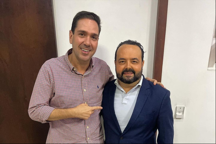 Deputado federal Eduardo Bismarck (PDT) ao lado do vereador Wellington Sabóia
