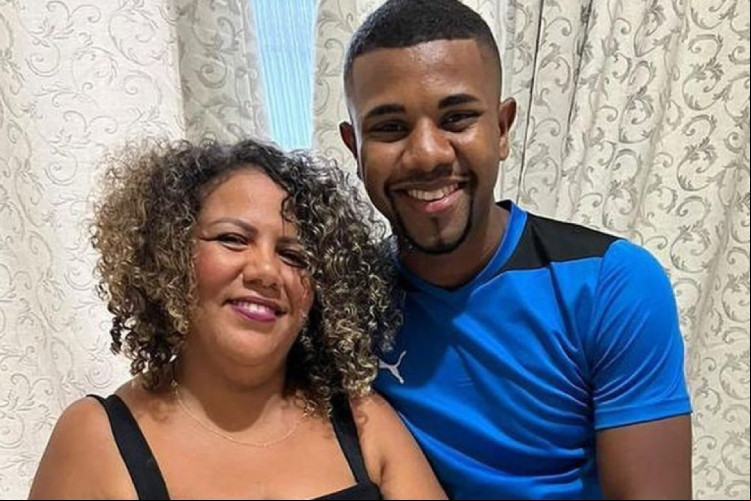 Davi Brito diz estar resolvendo assunto sobre separação com Mani Reggo