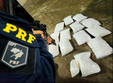 Material estava dividido em 14 sacos plásticos 