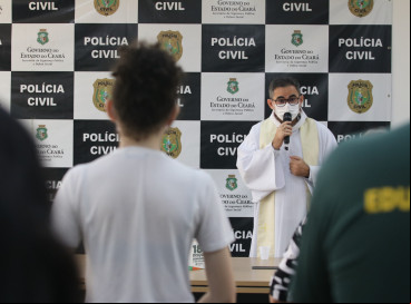 Policiais e familiares dos mortos compareceram ao ato ecumênico 
