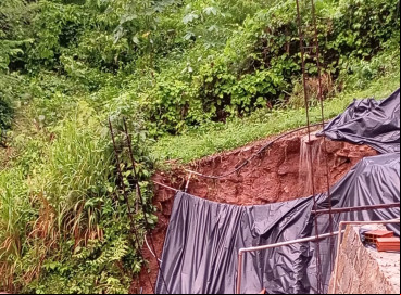 Deslizamento de terra na Comunidade dos Altos Marianos, na Serra de Maranguape  