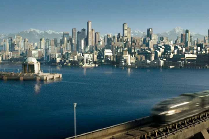 Panem é um estado soberano e uma república constitucional democrática estabelecido algum tempo após uma série de desastres ecológicos e um conflito global ter provocado o colapso da civilização moderna. Capital é a grande metrópole da franquia Jogos Vorazes.