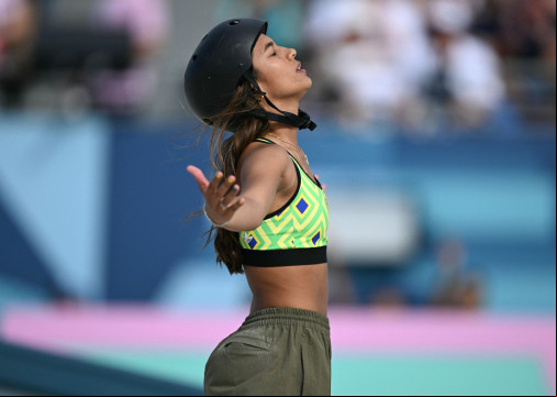 Rayssa Leal faz história ao se tornar atleta mais jovem a conquistar medalhas em edições diferentes dos Jogos Olímpicos Rayssa Leal faz história ao se tornar atleta mais jovem a conquistar medalhas em edições diferentes dos Jogos Olímpicos