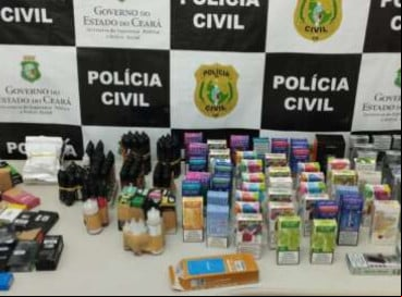 Polícia Civil do Estado do Ceará (PCCE) apreende dois suspeitos em posse de 77 cigarros eletrônicos, 121 essências diversas e 66 órios diversos para vaporizadores em Limoeiro do Norte 