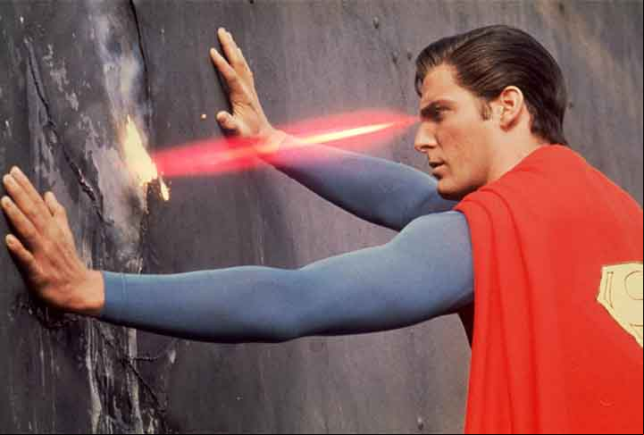O ator ou num teste para viver o Superman e concorreu com nomes como Paul Newman, Robert Redford, Arnold Schwarzenegger e Charles Bronson.