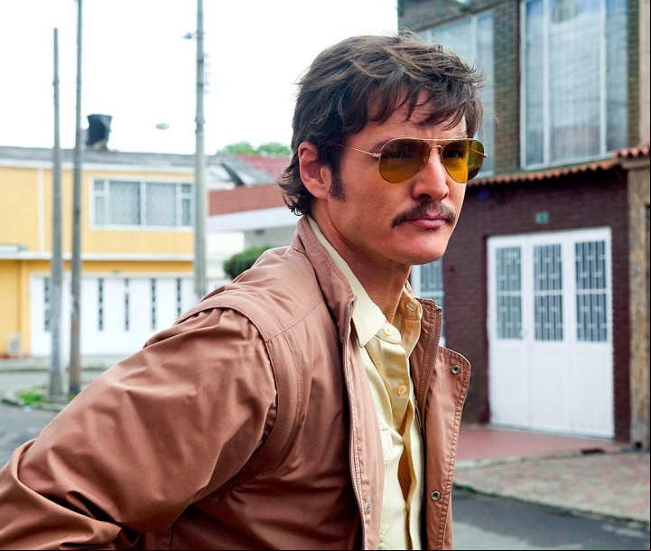 Depois disso, Pascal assumiu um papel de maior importância na série Narcos, da Netflix, ao viver o agente Javier Peña. A atuação dele foi elogiada por sua intensidade e realismo.
