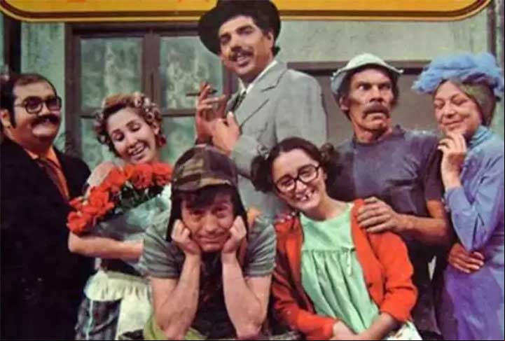 A “UniMás” informou que a reestreia será no dia 23 de setembro, com episódios de “Chaves”, que serão incluídos também no catálogo do streaming ViX.