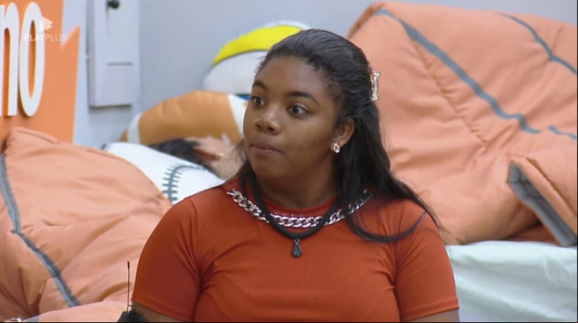 Raquel Brito diz que sonha em cursar medicina