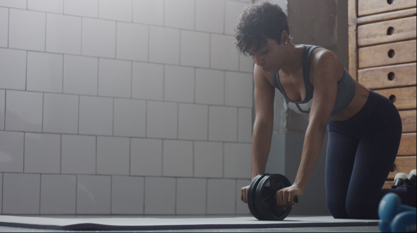 Estudo mostra que exercícios simples à noite podem ajudar a dormir melhor 