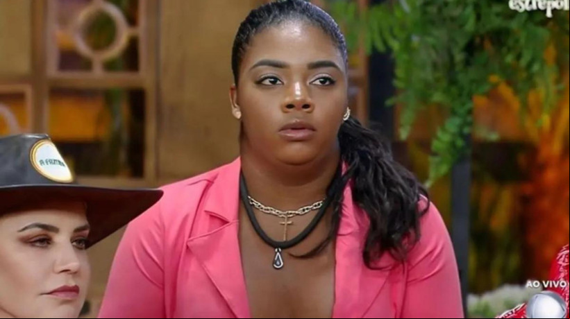 Irmã de Davi Brito, vencedor do BBB 24, Raquel Brito comemorou o aniversário ao lado dos familiares