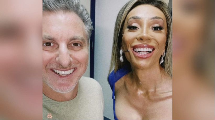 Maya Massafera estreia na TV aberta após a transição no Domingão do Huck