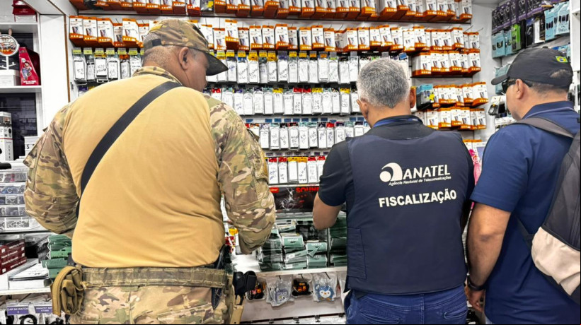 Mercadorias estrangeiras não tinham o certificado de homologação da Anatel, conforme foi constatado na operação Pronta Resposta, da Receita Federal, no Centro de Fortaleza