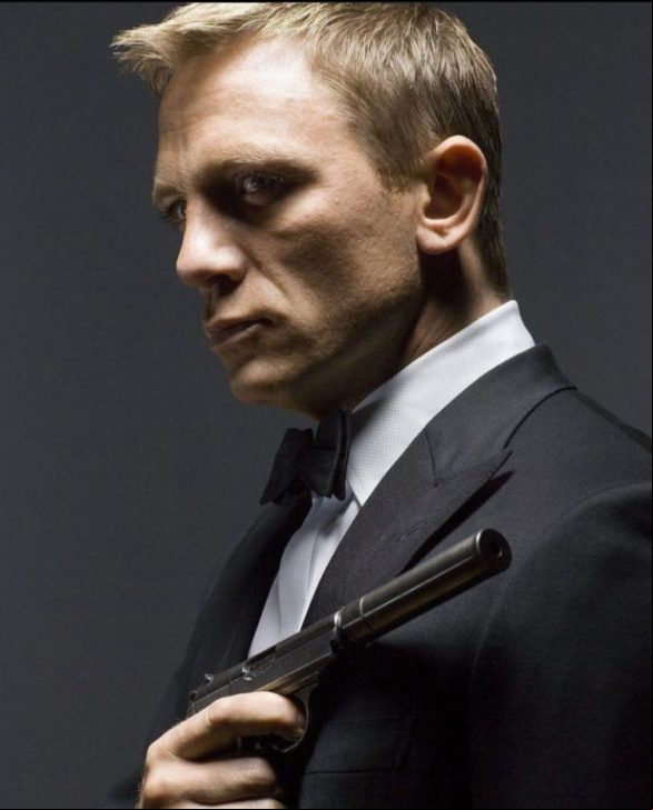 Outro ator que não curte a franquia é Daniel Craig. Depois de “007 - Contra Spectre” (2015), o ator afirmou que preferia “cortar os pulsos” a voltar para o personagem tamanho o desgosto. Seis anos depois, ele voltou para 007 - Sem Tempo para Morrer.